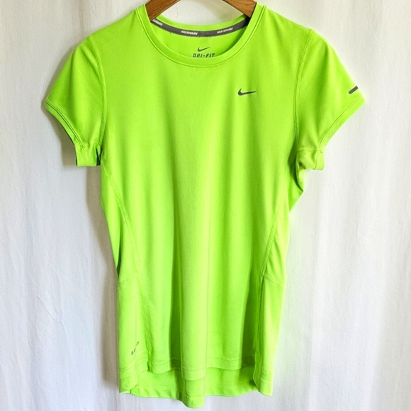 Nike Running Neon Green Short Sleeve Dri-Fit Miler Running T-Shirt - Picture 10 of 16